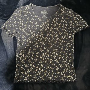 hollister baby shirt, size xs